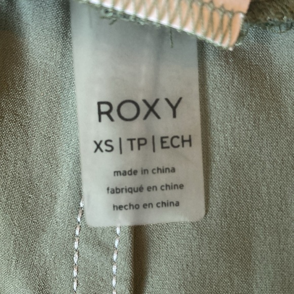 Green Roxy shorts. - Picture 4 of 5